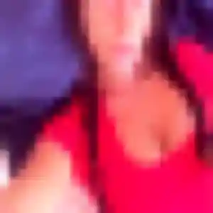 Racha, 37 ans, en ligne à Charroux pour une rencontre coquine