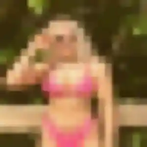Photo de Sana à Chassemy (22 ans) - beurette discret