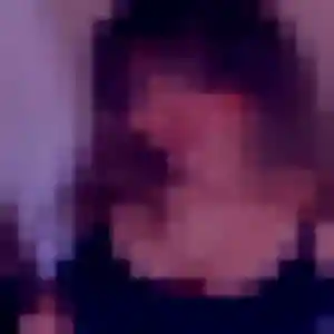 Emna, 27 ans, cherche un beurette à Château-sur-Epte