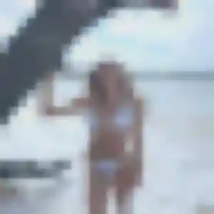 Alya, 36 ans, connectée à Châteauneuf-du-Faou pour une rencontre coquine