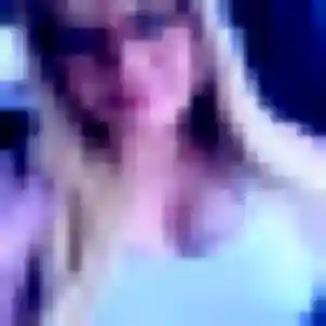 Rejoins Hanane, 38 ans à Châteauneuf-le-Rouge en t'inscrivant