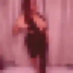 Photo exclusive de Hayat, 23 ans à Châteauneuf-Villevieille - rencontre sans lendemain