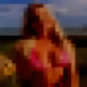 Photo de Rihab à Chécy (38 ans) - beurette anonyme