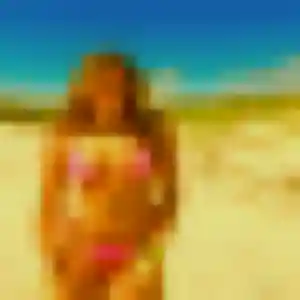 Hind, 29 ans, connectée à Cheny pour une rencontre coquine