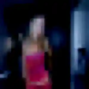 Découvre Zahra, 31 ans à Chevaigné en privé