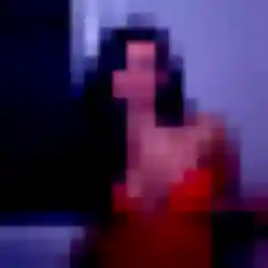 Assia, 27 ans, connectée à Chevillon pour un beurette