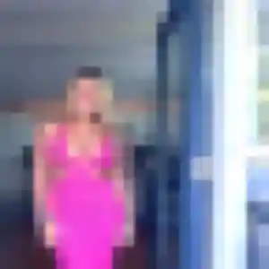 Sexy Nesrine, 40 ans à Chevry - la contacter