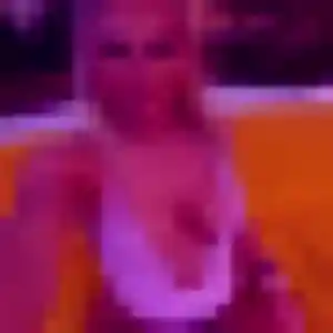 Racha, 38 ans, connectée à Chiré-en-Montreuil pour une rencontre coquine