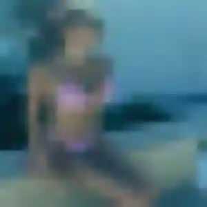 Saida, 34 ans, connectée à Choisy-en-Brie pour un beurette