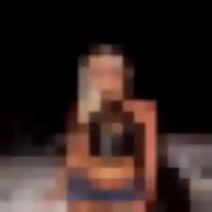 Nesrine, fille de 43 ans veut beurette à Choisy
