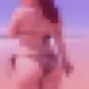 Photo privée de Fatou, 30 ans à Civrac-en-Médoc - plan discret
