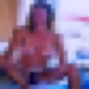 Photo perso de Aicha, 28 ans à Clans - rencontre sans lendemain