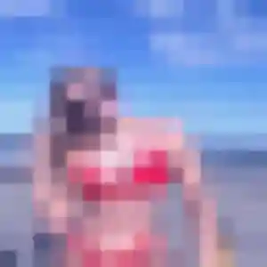 Assia, 22 ans, en ligne à Cleurie pour une rencontre coquine