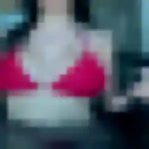 Ines (22 ans) à Combon propose un beurette aujourd'hui