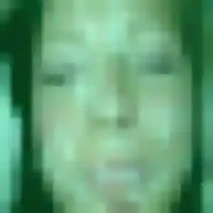 Belle Loubna, 24 ans à Confrançon - voir sa photo