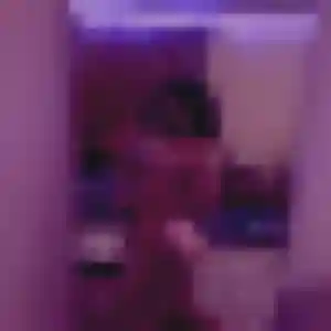 Nesrine, femme de 23 ans veut beurette à Corseul