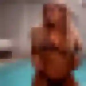 Ghizlane, 34 ans, connectée à Couëron pour une rencontre coquine