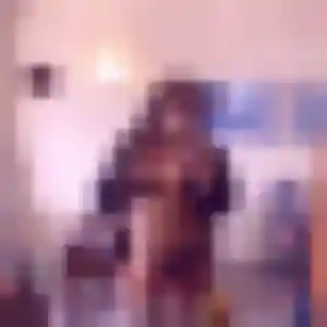Souad, 45 ans, en ligne à Couëron pour une rencontre coquine