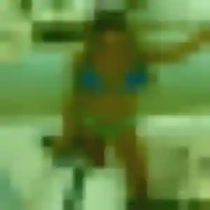 Yamina (26 ans) à Couvrot propose une rencontre ce soir