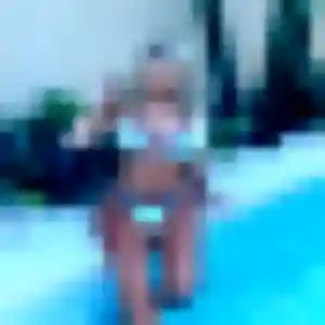 Nabila, 42 ans, connectée à Crespin pour une rencontre coquine