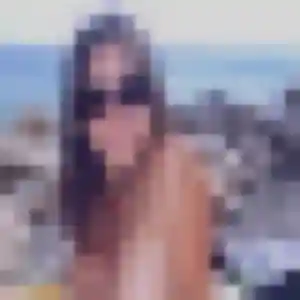 Rajae, fille de 30 ans cherche beurette à Cresserons