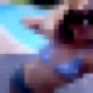 Rejoins Mina, 34 ans à Croissy-sur-Seine en privé