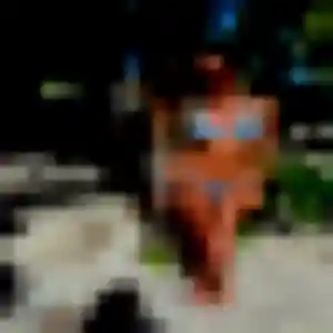 Aicha (28 ans) à Croix cherche un beurette maintenant