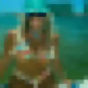 Photo de Nesrine à Cruas (38 ans) - beurette anonyme