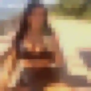 Hana (23 ans) à Culoz-Béon propose une rencontre maintenant