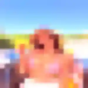 Contacte Dounia, 39 ans à Cussac-Fort-Médoc en privé