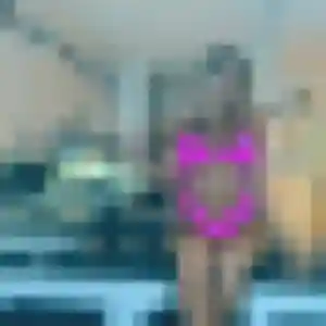 Amel, fille de 23 ans veut beurette à Dagneux