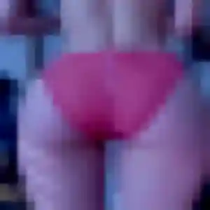 Sanaa, 24 ans, cherche un beurette à Damiatte