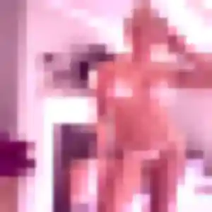 Sarah, 45 ans, en ligne à Dechy pour un beurette