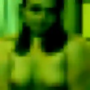 Anissa (24 ans) à Dunkerque attend un beurette rapidement