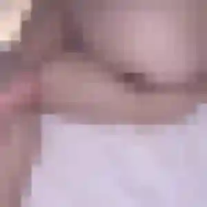 Photo de Meriem à Échirolles (28 ans) - beurette sans inscription