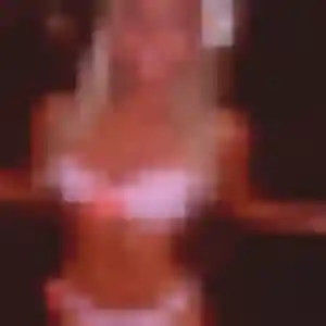 Feriel, 44 ans, connectée à Écouis pour une rencontre coquine