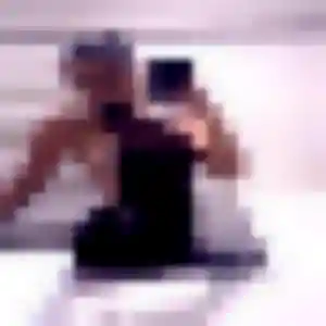 Photo privée de Nawal, 35 ans à Élesmes - rencontre coquine
