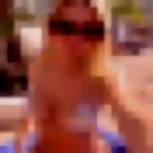 Photo exclusive de Fatou, 40 ans à Éleu-dit-Leauwette - plan discret