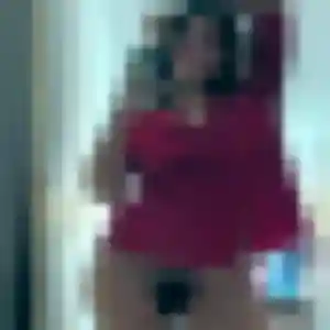 Safia, 25 ans, cherche un beurette à Ensuès-la-Redonne
