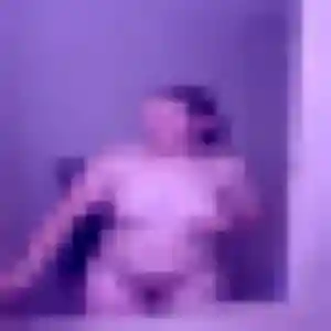 Rejoins Sarah, 25 ans à Entraigues-sur-la-Sorgue en privé