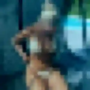 Amel, femme de 30 ans veut beurette à Épinay-sur-Orge