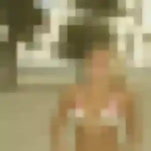 Farah (42 ans) à Ernée attend une rencontre ce soir