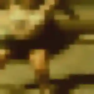 Nabil, 27 ans, connectée à Err pour une rencontre coquine