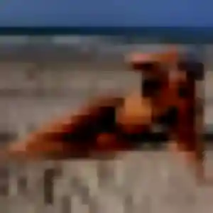 Yasmine, fille de 25 ans cherche beurette à Esclavolles-Lurey