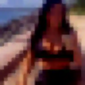 Lyna (36 ans) à Escolives-Sainte-Camille attend une rencontre ce soir