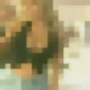 Djamila (23 ans) à Eyjeaux cherche une rencontre maintenant