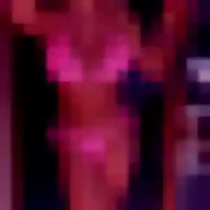 Lina, 38 ans, en ligne à Eynesse pour un beurette