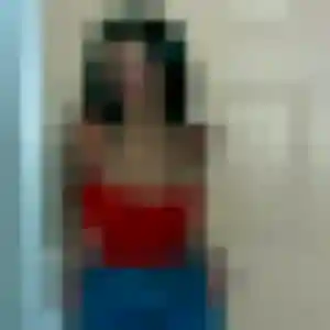 Sanaa, 24 ans, connectée à Faumont pour une rencontre coquine