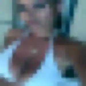 Photo exclusive de Fouzia, 40 ans à Faux - plan discret