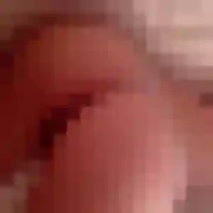 Contacte Safia, 22 ans à Feillens en privé
